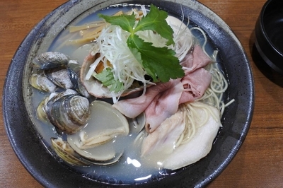 「特製　貝運そば」@寿製麺よしかわ 川越店の写真