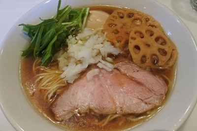 「醤油そば」@麺や 彩～iro～の写真