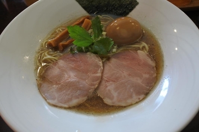 「醤油煮干そば」@麺匠 MONACOの写真