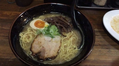 「豚骨しょうゆラーメン」@一徹の写真