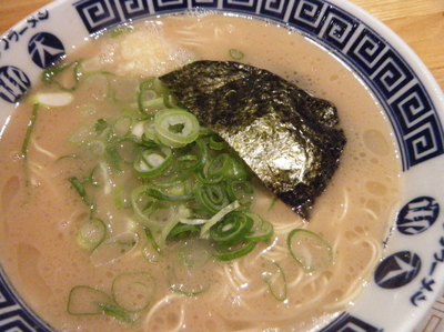 「ラーメン750円+せん菜炒め550円」@御天 井草本店の写真