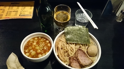 「つけそば+特製トッピング+瓶ビール」@BASSO ドリルマンの写真
