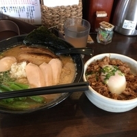 特製鳥白湯らーめん＋温玉チャーシューごはん