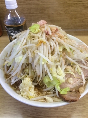 「ラーメン豚入り(ニンニク少なめ、他全増し)」@ラーメン二郎 栃木街道店の写真