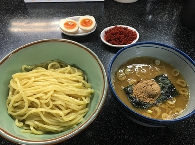 「味玉つけ麺（あつもり）＋エビ辛味」@縁者の写真