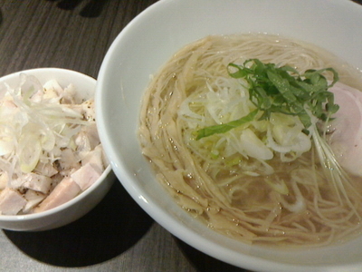 「ランチセット(950円)ラーメン＋ミニチャーシュー丼」@光麟堂の写真