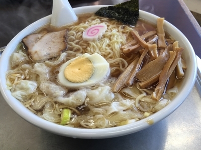 「ワンタン麺(固め、濃いめ) ¥870」@大勝軒 秋川店の写真