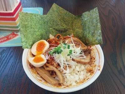 「特製辛あつ大盛り（2辛）1150円」@麺屋みつばの写真