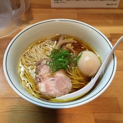 「醤油 味玉」@麺屋 彩香の写真