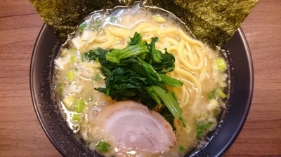 「醤油ラーメン￥690 ライスサービス」@家系らーめん 横崎家の写真