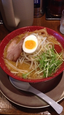 「味噌ラーメン＋半チャーハン 900円」@だるまや 亀貝店の写真