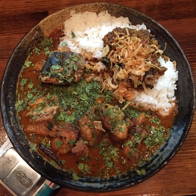「サバ味噌カレーあいがけ（40辛）＋チキン」@カレーノトリコの写真