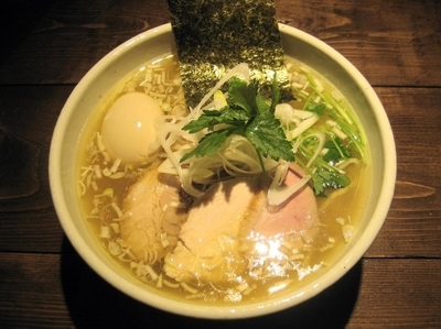 「鶏しおそば大盛850円＋プレオープン記念味玉サービス」@神田とりそば なな蓮の写真