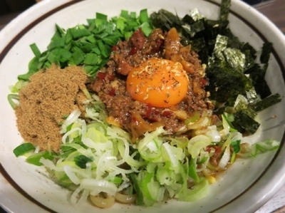 「台湾まぜそば　　800円」@神田ラーメン わいず 神田本店の写真