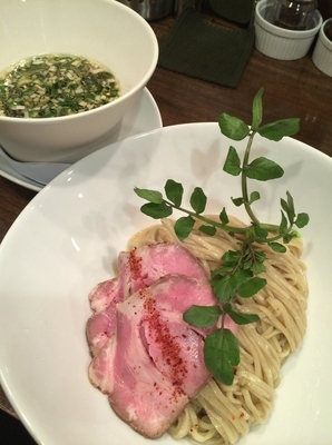 「醤油つけ麺 800円&アラカルト&ドリンク」@創作麺工房 鳴龍の写真