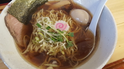 「醤油ラーメン＋味玉」@中華蕎麦 みやまの写真