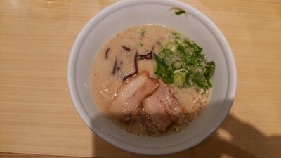 「豚骨プレーン」@TOKYO 豚骨 BASE MADE by 博多一風堂 ecute品川サウス店の写真