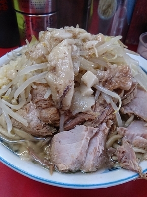 「小豚(全マシ)」@ラーメン二郎 目黒店の写真