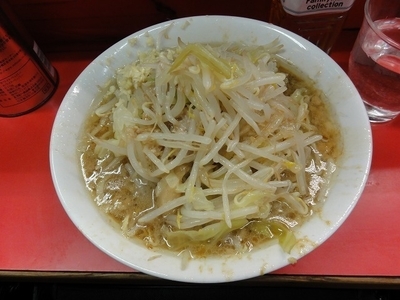 「ラーメン　600円　ニンニク　脂　カラメ」@ラーメン二郎 三田本店の写真
