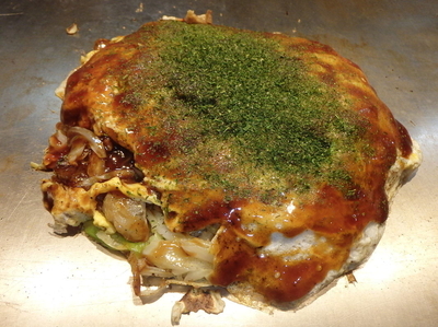 「肉玉うどん(700円→500円？)」@元祖へんくつや 可部店の写真