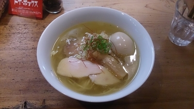 「塩ラーメン+味玉」@ラーメン屋 トイ・ボックスの写真