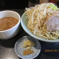 つけ麺　中盛　¥780　ニンニク野菜2倍