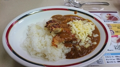 「ぎょうざカレー+チーズ」@みよしの 日劇店の写真