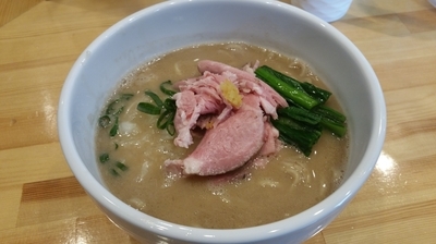 「濃厚真鯛らーめん」@真鯛らーめん 麺魚の写真