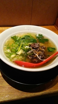 「炭火焼鶏麺 塩 820円」@支那そば 昭和食堂 小松店の写真