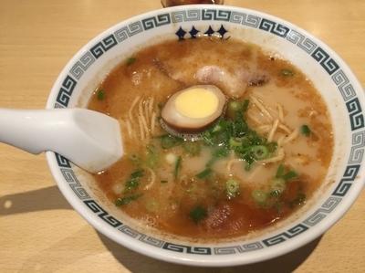 「朝ラーメン 500円」@桂花ラーメン 新宿ふぁんてんの写真