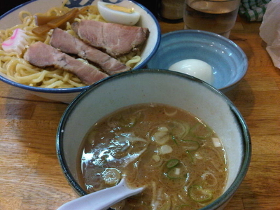 「つけ麺 普通盛2玉 (850円) + ゆで玉子 (100円)」@必勝軒の写真