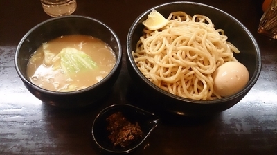 「味玉塩つけ麺(太麺) ＋自家製七味」@づゅる麺 池田の写真