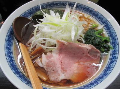 「ネギ醤油ラーメン　「750円」」@麺屋 よしの写真