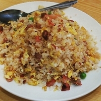 五目チャーハン 680円