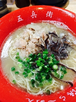 「長浜ラーメン 650円 変え100円」@博多長浜らーめん 五兵衛の写真