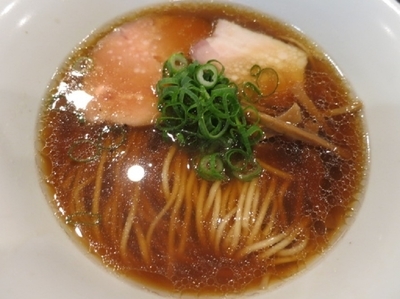 「醤油拉麺　　750円」@創作麺工房 鳴龍の写真