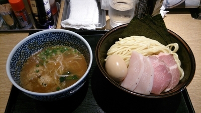 「特製濃厚魚介つけ麺」@麺屋 一燈の写真