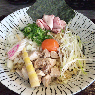 「濃厚玉子と比内地鶏の油そば　780円」@麺匠えにしの写真