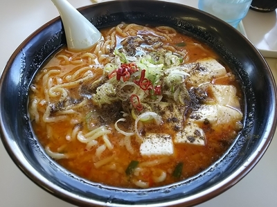 「【限定？】麻婆味噌ラーメン　（大盛り：サービス券）」@くるまやラーメン 松本渚店の写真