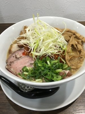 「真空担々麺チャーシューメンマ増し」@麺侍 どらぁご ひたち野うしく店の写真