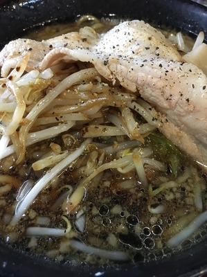 「黒醤油らーめん」@男気らーめん俺の海 千葉いすみ総本店の写真