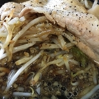 黒醤油らーめん