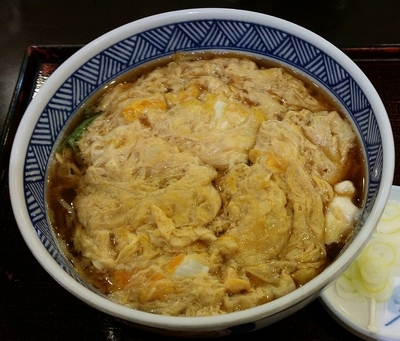 「玉子とじそば　972円」@吉祥寺 砂場の写真