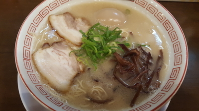 「ラーメン バリカタ」@博多長浜ラーメン フクフクの写真