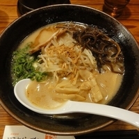 醤油とんこつらーめん