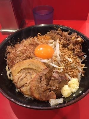 「まぜそば780円+ほぐし豚50円」@麺屋 桐龍の写真