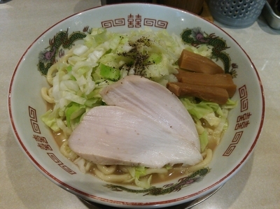「鶏白湯ラーメン大盛」@DEBU SOBA REPUBLIC 北部市場店の写真