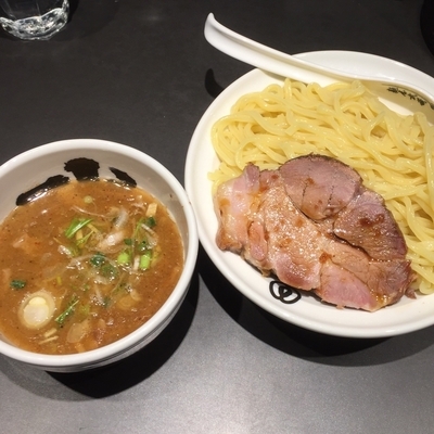 「白 つけ麺 大盛400g（870円）」@麺屋武蔵 武骨相傳の写真