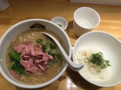 「濃厚真鯛らーめん雑炊セット1050円」@真鯛らーめん 麺魚の写真