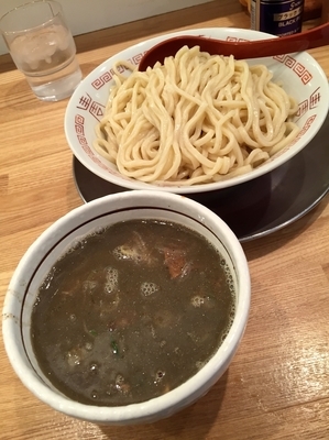 「つけ麺・中盛」@麺や 七彩 八丁堀店の写真